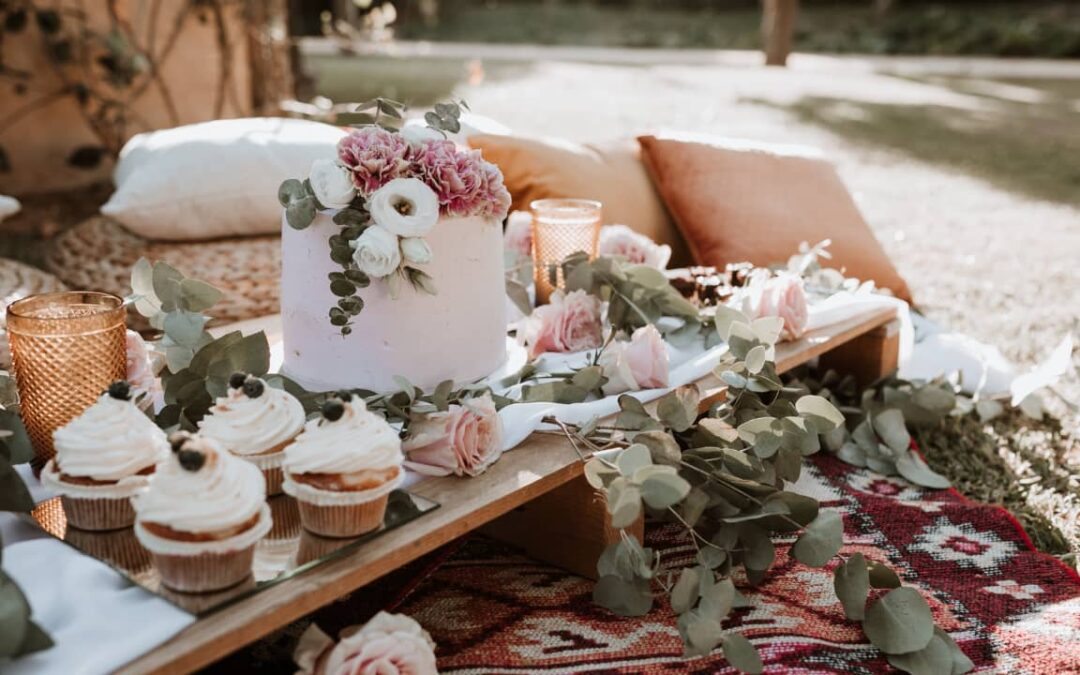 21 ways to save money on your wedding and keep costs down